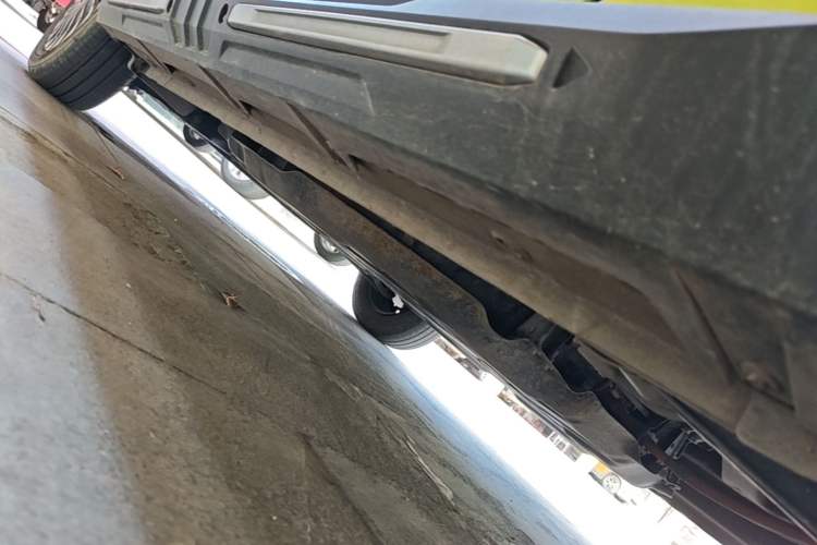 Used Wuling Hongguang MINIEV 2022 GAMEBOY 200km Gaming Edition with Lithium Iron Phosphate Left Side Sill