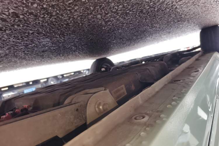 Used Wuling Hongguang MINIEV 2022 Macaron Premium Model – Lithium Ternary Battery Left Side Sill