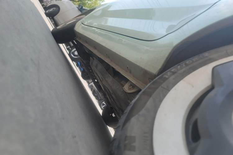 Used Wuling Hongguang MINIEV 2022 Macaron Premium Model – Lithium Iron Phosphate Left Side Sill