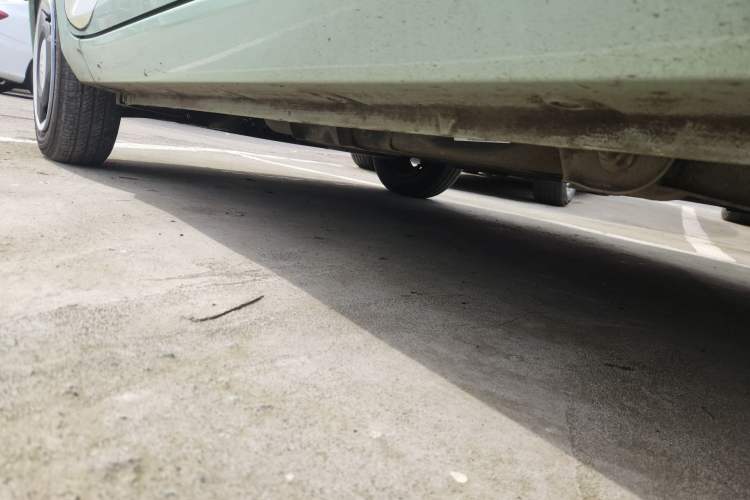 Used Wuling Hongguang MINIEV 2022 Macaron Premium Model – Lithium Ternary Battery Left Side Sill