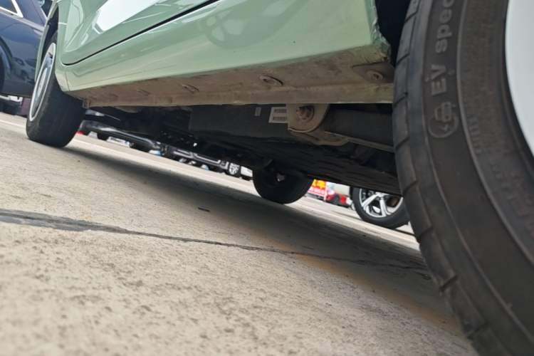 Used Wuling Hongguang MINIEV 2022 Macaron Fashion Model Lithium Iron Phosphate Left Side Sill