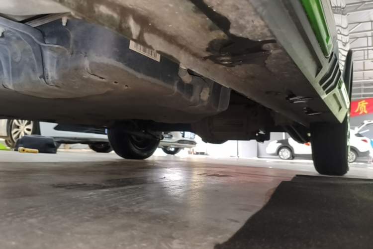 Used Wuling Hongguang MINIEV 2022 GAMEBOY 200km Gaming Edition with Lithium Iron Phosphate Left Side Sill