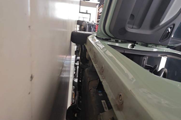 Used Wuling Hongguang MINIEV 2022 Macaron Premium Model – Lithium Iron Phosphate Left Side Sill