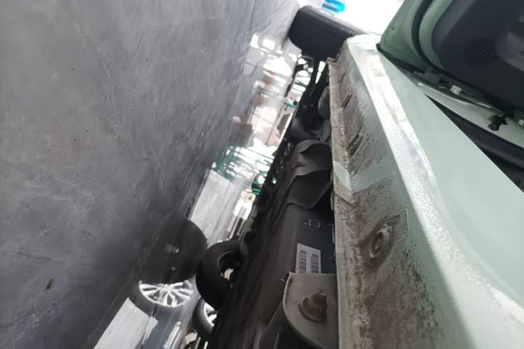 Used Wuling Hongguang MINIEV 2022 Macaron Fashion Edition Lithium-Nickel-Cobalt-Alpha-oxide Left Side Sill