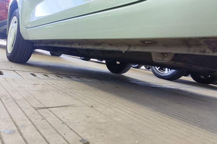 Used Wuling Hongguang MINIEV 2022 Macaron Premium Model – Lithium Iron Phosphate Left Side Sill