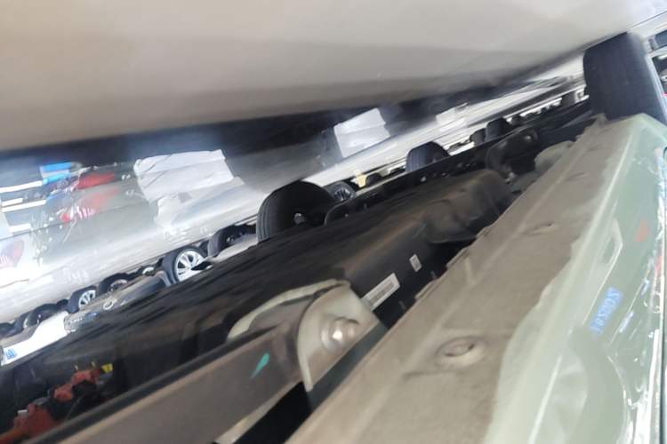 Used Wuling Hongguang MINIEV 2022 Macaron Premium Model – Lithium Iron Phosphate Left Side Sill