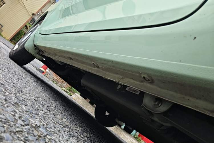 Used Wuling Hongguang MINIEV 2022 Macaron Fashion Model Lithium Iron Phosphate Left Side Sill