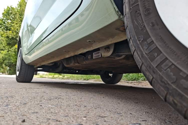 Used Wuling Hongguang MINIEV 2022 Macaron Premium Model – Lithium Iron Phosphate Left Side Sill