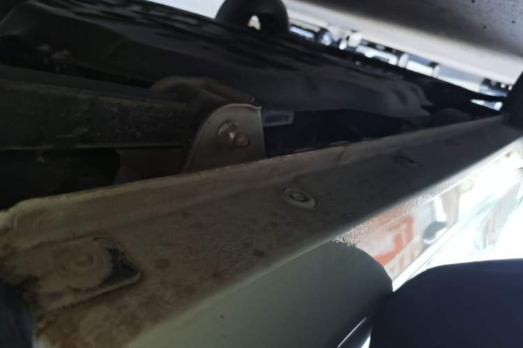 Used Wuling Hongguang MINIEV 2022 Macaron Premium Model – Lithium Iron Phosphate Left Side Sill