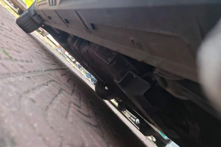 Used Wuling Hongguang MINIEV 2022 GAMEBOY 300km Enthusiast Model with Lithium Iron Phosphate Left Side Sill