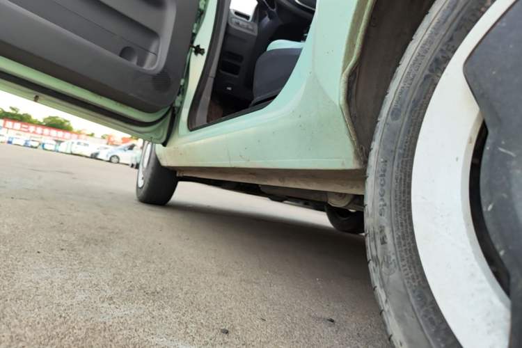 Used Wuling Hongguang MINIEV 2022 Macaron Fashion Model Lithium Iron Phosphate Left Side Sill