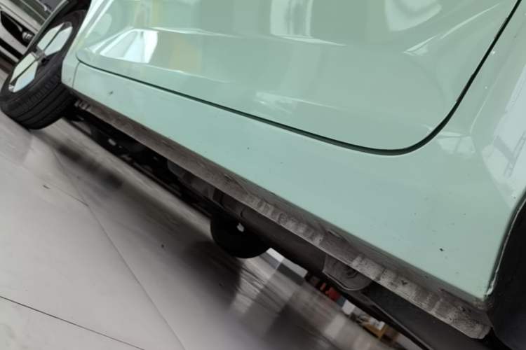 Used Wuling Hongguang MINIEV 2022 Macaron Premium Model – Lithium Iron Phosphate Left Side Sill