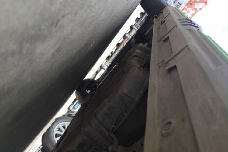 Used Wuling Hongguang MINIEV 2022 GAMEBOY 200km Gaming Edition with Lithium Iron Phosphate Left Side Sill