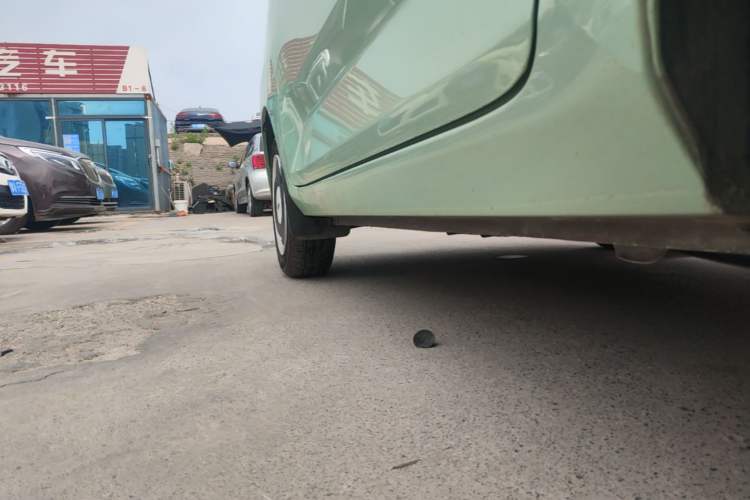 Used Wuling Hongguang MINIEV 2022 Macaron Premium Model – Lithium Iron Phosphate Left Side Sill