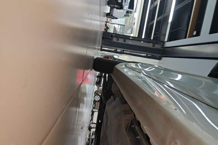 Used Wuling Hongguang MINIEV 2022 Macaron Premium Model – Lithium Iron Phosphate Left Side Sill