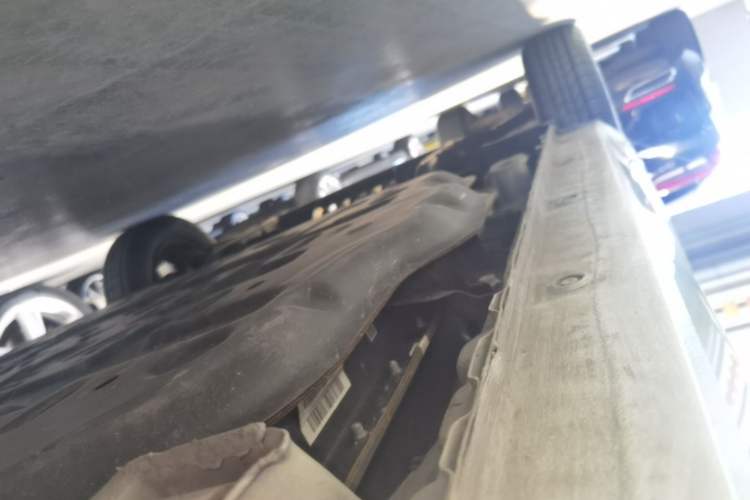 Used Wuling Hongguang MINIEV 2022 Macaron Premium Model – Lithium Iron Phosphate Left Side Sill