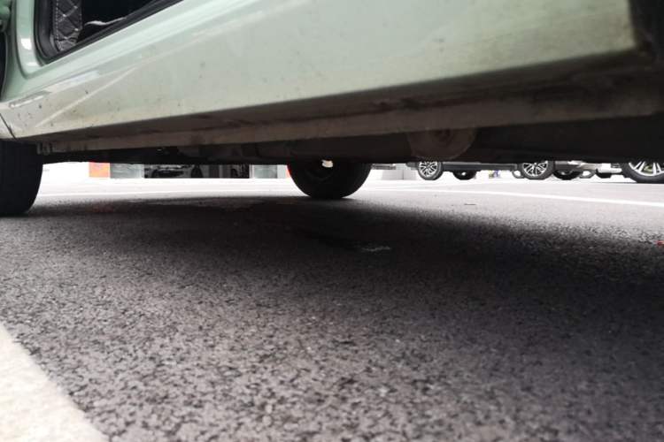 Used Wuling Hongguang MINIEV 2022 Macaron Premium Model – Lithium Ternary Battery Left Side Sill