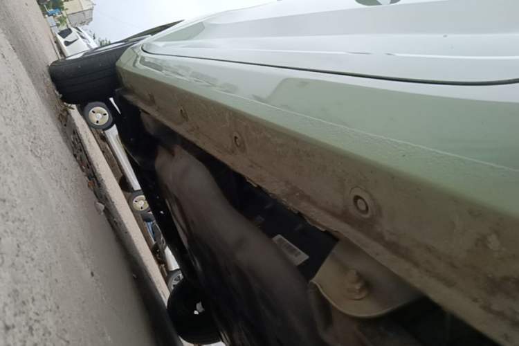 Used Wuling Hongguang MINIEV 2022 Macaron Premium Model – Lithium Iron Phosphate Left Side Sill