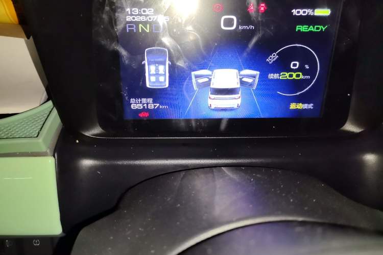 Used Wuling Hongguang MINIEV 2022 GAMEBOY 200km Gaming Edition with Lithium Iron Phosphate Odometer Close Up