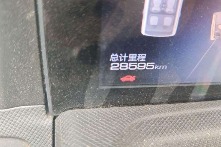 Used Wuling Hongguang MINIEV 2022 Macaron Premium Model – Lithium Iron Phosphate Odometer Close Up