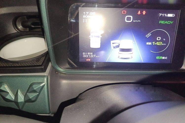 Used Wuling Hongguang MINIEV 2022 GAMEBOY 200km Play Edition with Lithium Iron Phosphate Odometer Close Up