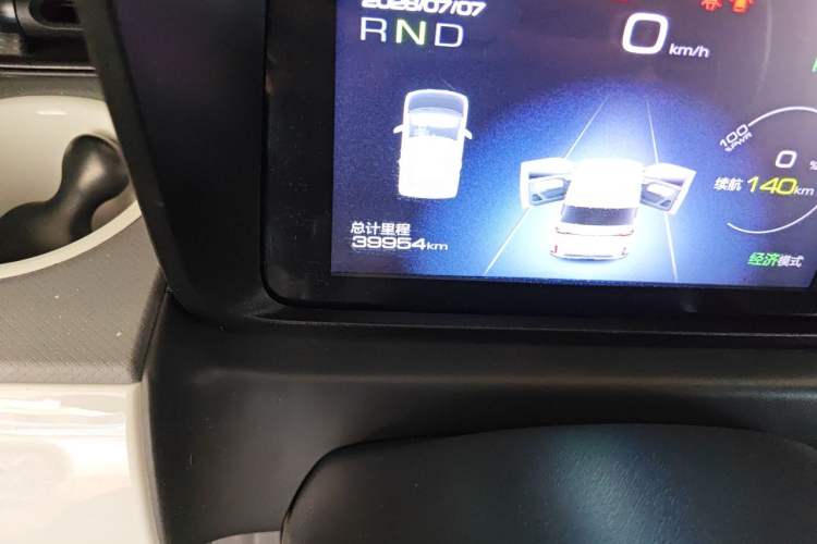 Used Wuling Hongguang MINIEV 2022 GAMEBOY 200km Gaming Edition with Lithium Iron Phosphate Odometer Close Up