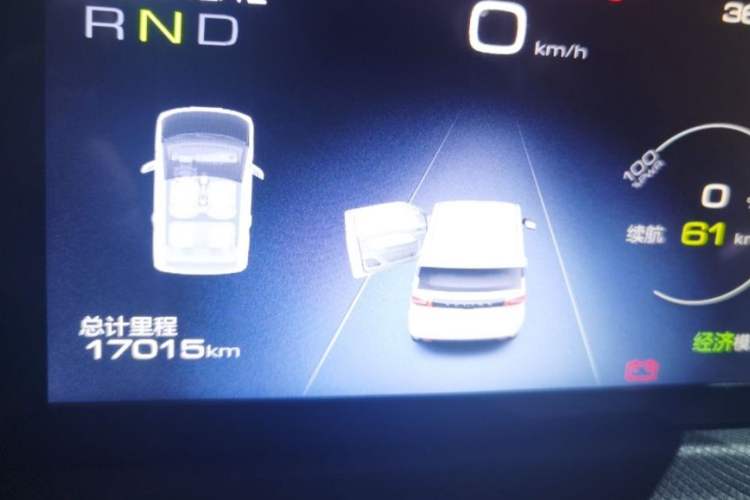Used Wuling Hongguang MINIEV 2022 Macaron Premium Model – Lithium Iron Phosphate Odometer Close Up