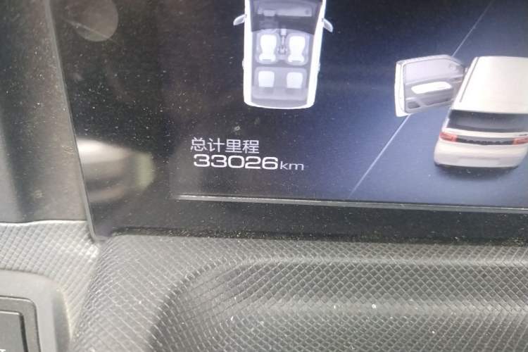 Used Wuling Hongguang MINIEV 2022 Macaron Premium Model – Lithium Ternary Battery Odometer Close Up
