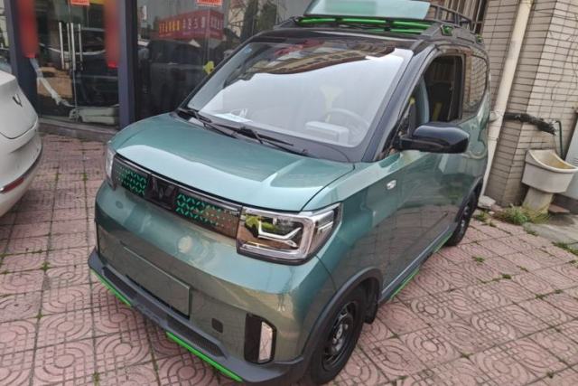 Used Wuling Hongguang MINIEV 2022 GAMEBOY 300km Enthusiast Model with Lithium Iron Phosphate