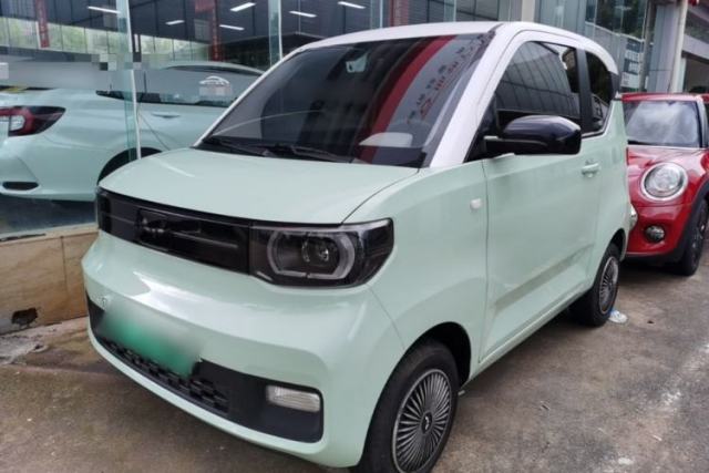 Ojetý Wuling Hongguang MINIEV 2022 Macaron Fashion Model Lithium Iron Phosphate
