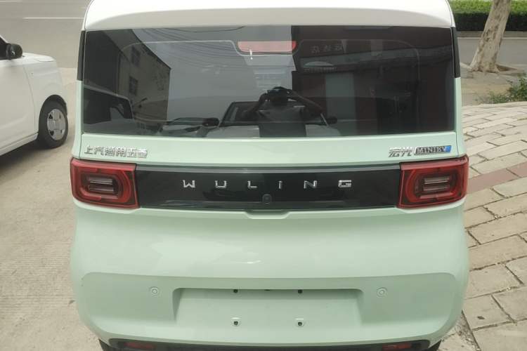 Used Wuling Hongguang MINIEV 2022 Macaron Premium Model – Lithium Iron Phosphate Rear