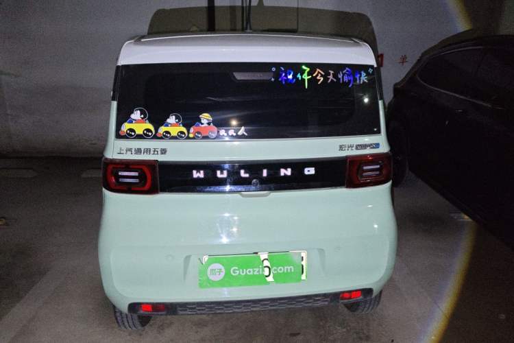 Used Wuling Hongguang MINIEV 2022 Macaron Fashion Model Lithium Iron Phosphate Rear