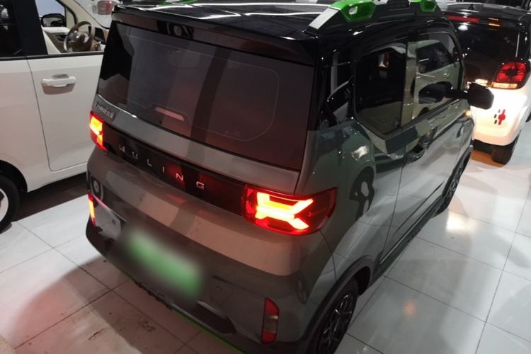 Used Wuling Hongguang MINIEV 2022 GAMEBOY 300km Enthusiast Model with Lithium Iron Phosphate Rear