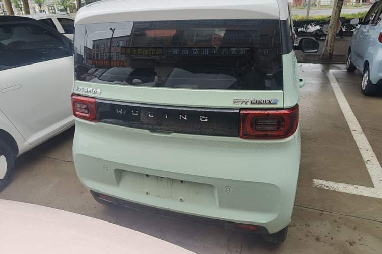 Used Wuling Hongguang MINIEV 2022 Macaron Premium Model – Lithium Iron Phosphate Rear