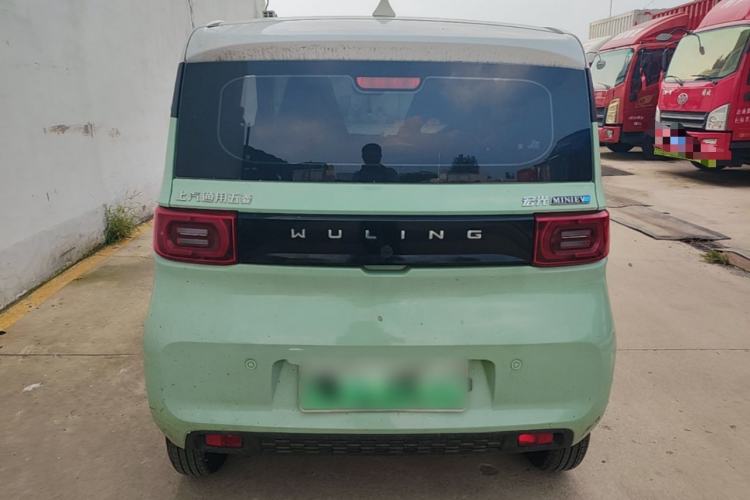 Used Wuling Hongguang MINIEV 2022 Macaron Fashion Edition Lithium-Nickel-Cobalt-Alpha-oxide Rear
