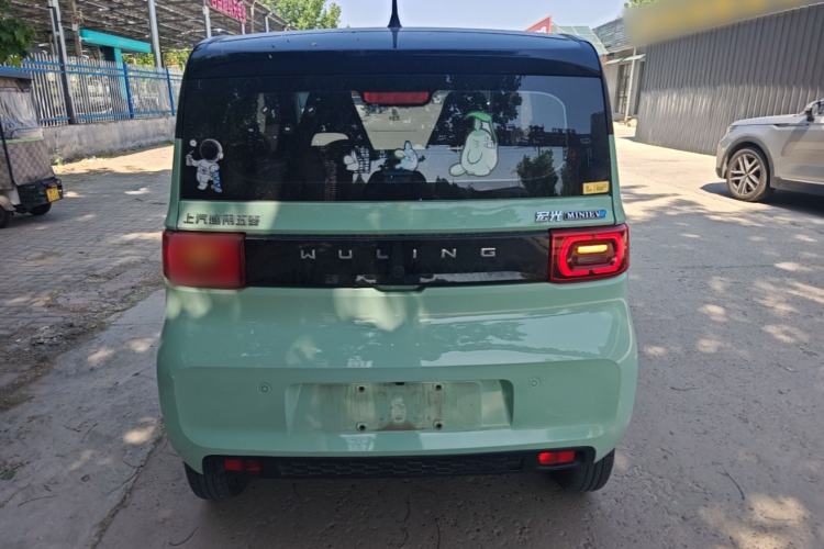 Used Wuling Hongguang MINIEV 2022 Macaron Fashion Model Lithium Iron Phosphate Rear