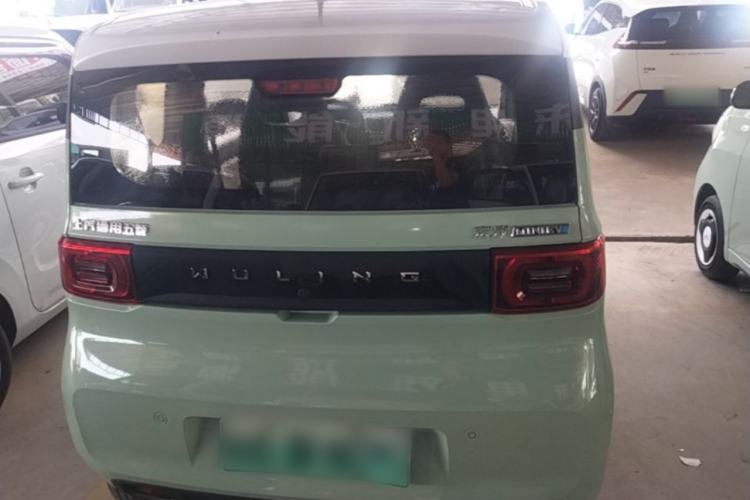 Used Wuling Hongguang MINIEV 2022 Macaron Fashion Model Lithium Iron Phosphate Rear