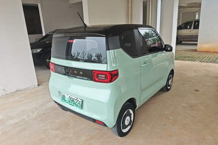 Used Wuling Hongguang MINIEV 2022 Macaron Fashion Model Lithium Iron Phosphate Rear Right 45 Deg