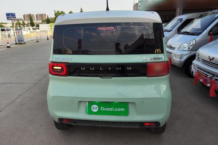 Used Wuling Hongguang MINIEV 2022 Macaron Fashion Model Lithium Iron Phosphate Rear