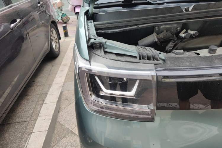 Used Wuling Hongguang MINIEV 2022 GAMEBOY 300km Enthusiast Model with Lithium Iron Phosphate Right Front Headlight