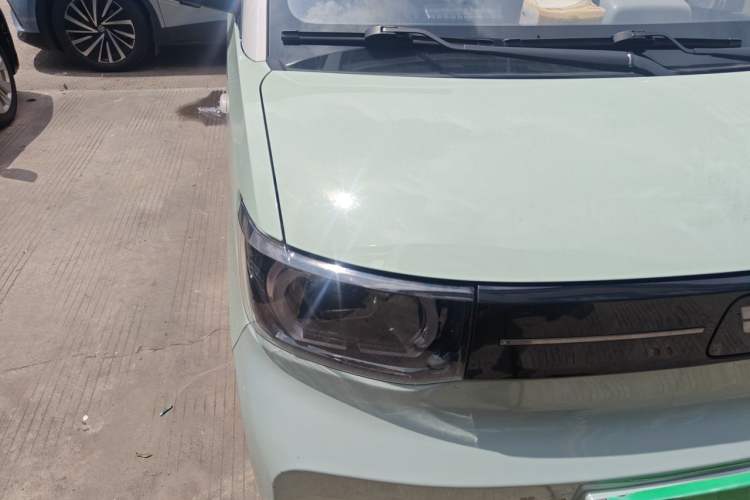 Used Wuling Hongguang MINIEV 2022 Macaron Fashion Model Lithium Iron Phosphate Right Front Headlight