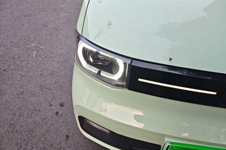 Used Wuling Hongguang MINIEV 2022 Macaron Premium Model – Lithium Ternary Battery Right Front Headlight