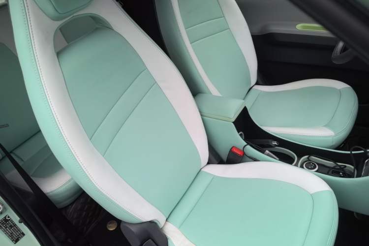Used Wuling Hongguang MINIEV 2022 Macaron Premium Model – Lithium Iron Phosphate Right Front Seat