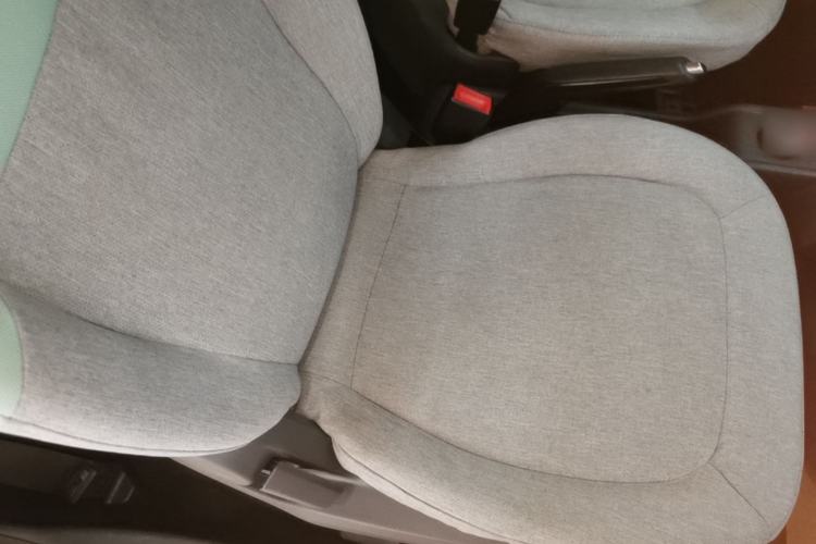 Used Wuling Hongguang MINIEV 2022 Macaron Premium Model – Lithium Iron Phosphate Right Front Seat