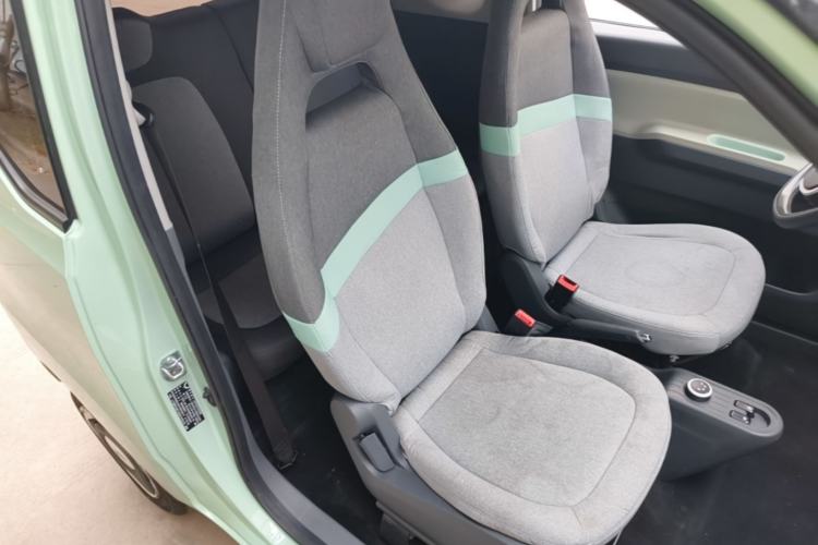 Used Wuling Hongguang MINIEV 2022 Macaron Premium Model – Lithium Iron Phosphate Right Front Seat