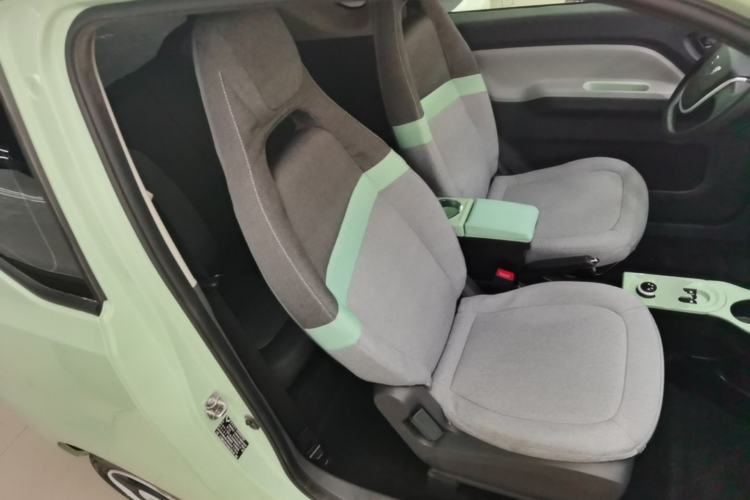 Used Wuling Hongguang MINIEV 2022 Macaron Premium Model – Lithium Iron Phosphate Right Front Seat