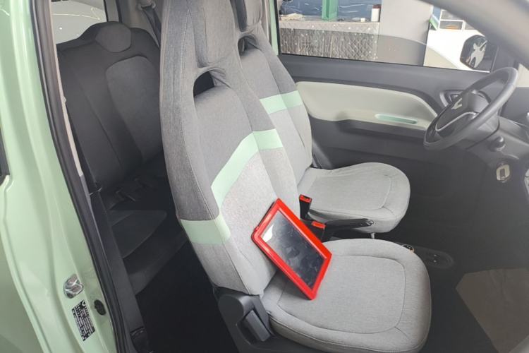 Used Wuling Hongguang MINIEV 2022 Macaron Premium Model – Lithium Iron Phosphate Right Front Seat