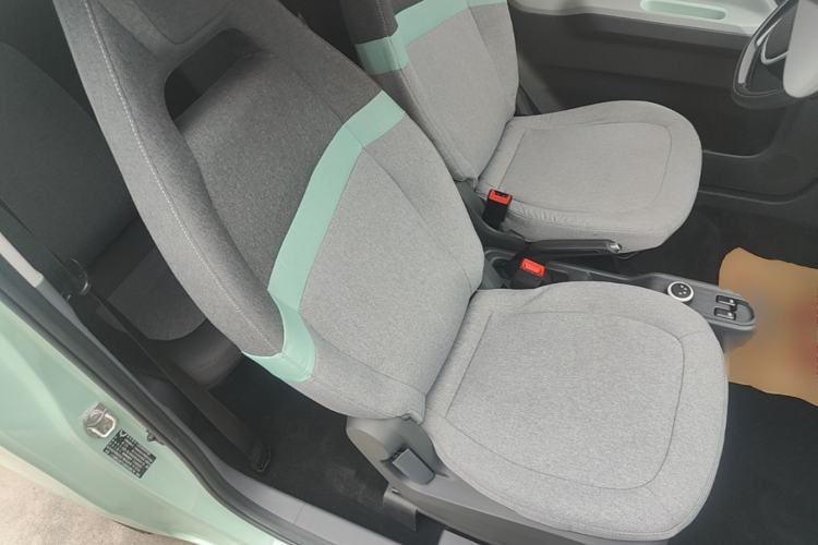Used Wuling Hongguang MINIEV 2022 Macaron Premium Model – Lithium Iron Phosphate Right Front Seat