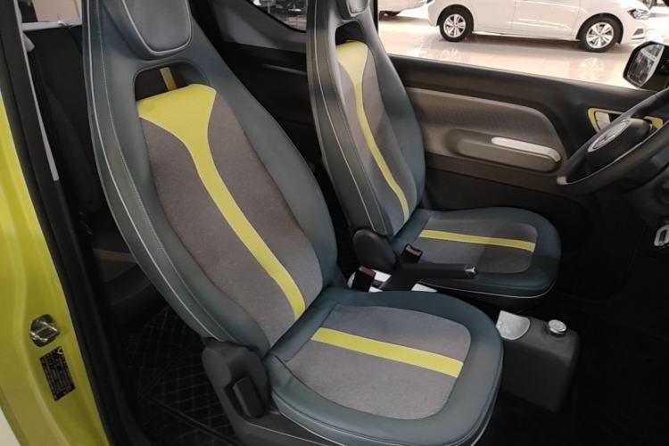 Used Wuling Hongguang MINIEV 2022 GAMEBOY 200km Gaming Edition with Lithium Iron Phosphate Right Front Seat