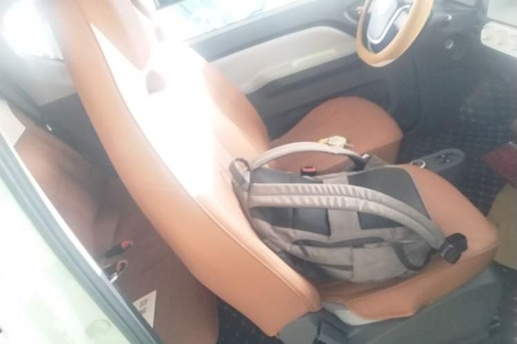 Used Wuling Hongguang MINIEV 2022 Macaron Premium Model – Lithium Iron Phosphate Right Front Seat